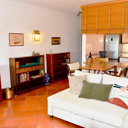 Sunset - Fantastic 1 Bedroom Sleeps 4 In Amazing Complex Apartament *