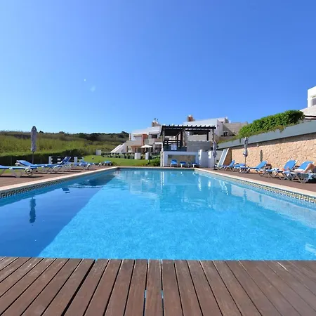 Sunset - Fantastic 1 Bedroom Sleeps 4 In Amazing Complex Apartament *