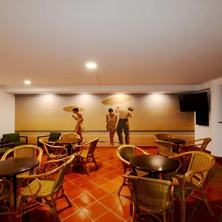 Sunset - Fantastic 1 Bedroom Sleeps 4 In Amazing Complex Sao Martinho do Porto
